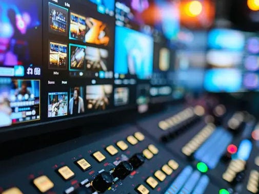 Broadcast dashboard and screens