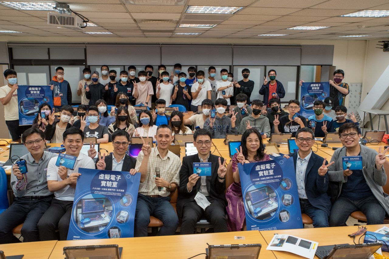 來賓與師生合影